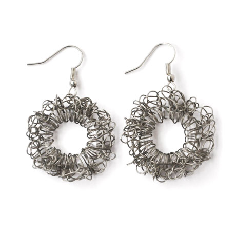 “Steel Round” earrings
